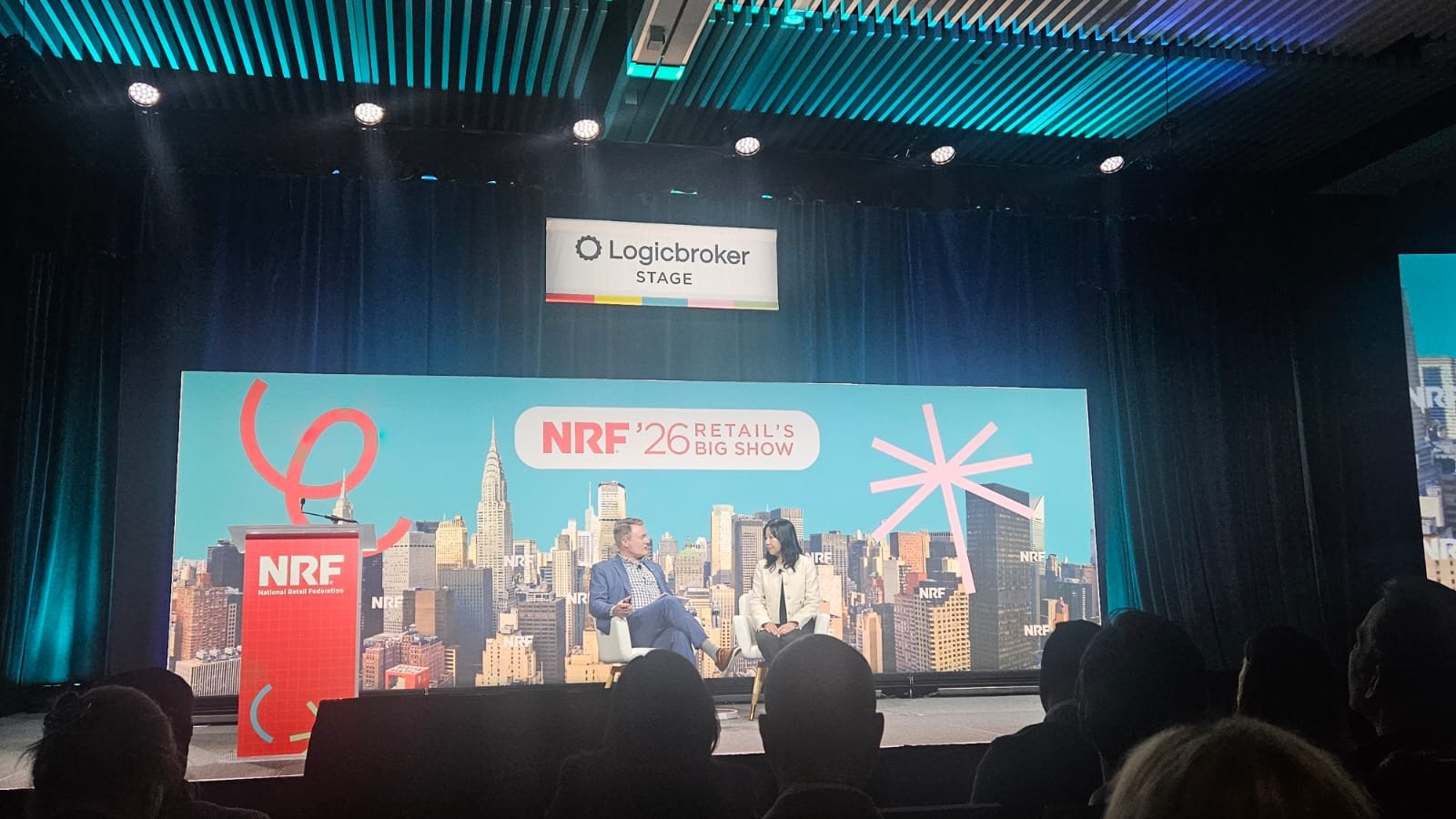 Como a IA está redesenhando o varejo de moda e o ciclo de vida dos produtos