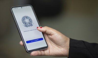 Brasil supera 5 milhões de empregos com carteira desde 2023