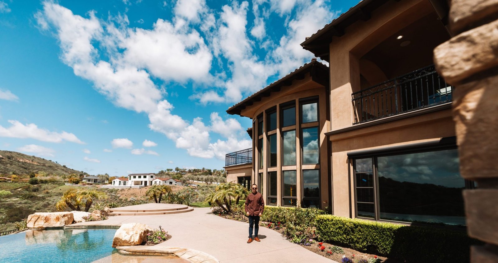 Super-ricos mudam forma de comprar casas, e mercado imobiliário vira clube exclusivo