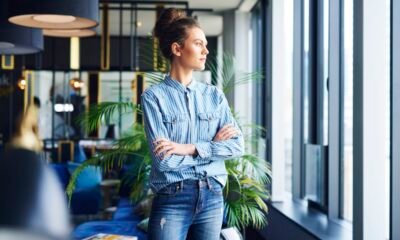 É muito difícil encontrar mulheres competentes. Foi o que ouvi