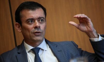 Governo vê trajetória da dívida menos pressionada com meta de superávit maior