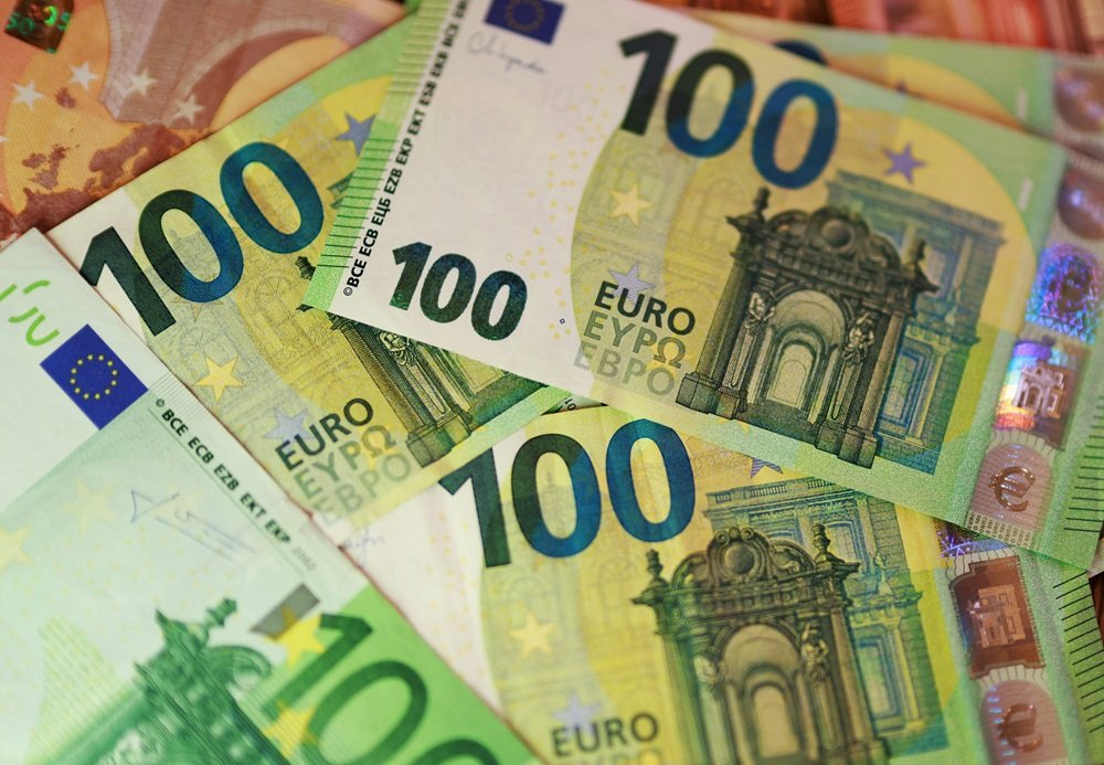 Tesouro anuncia conversas com investidores para emissão em euros