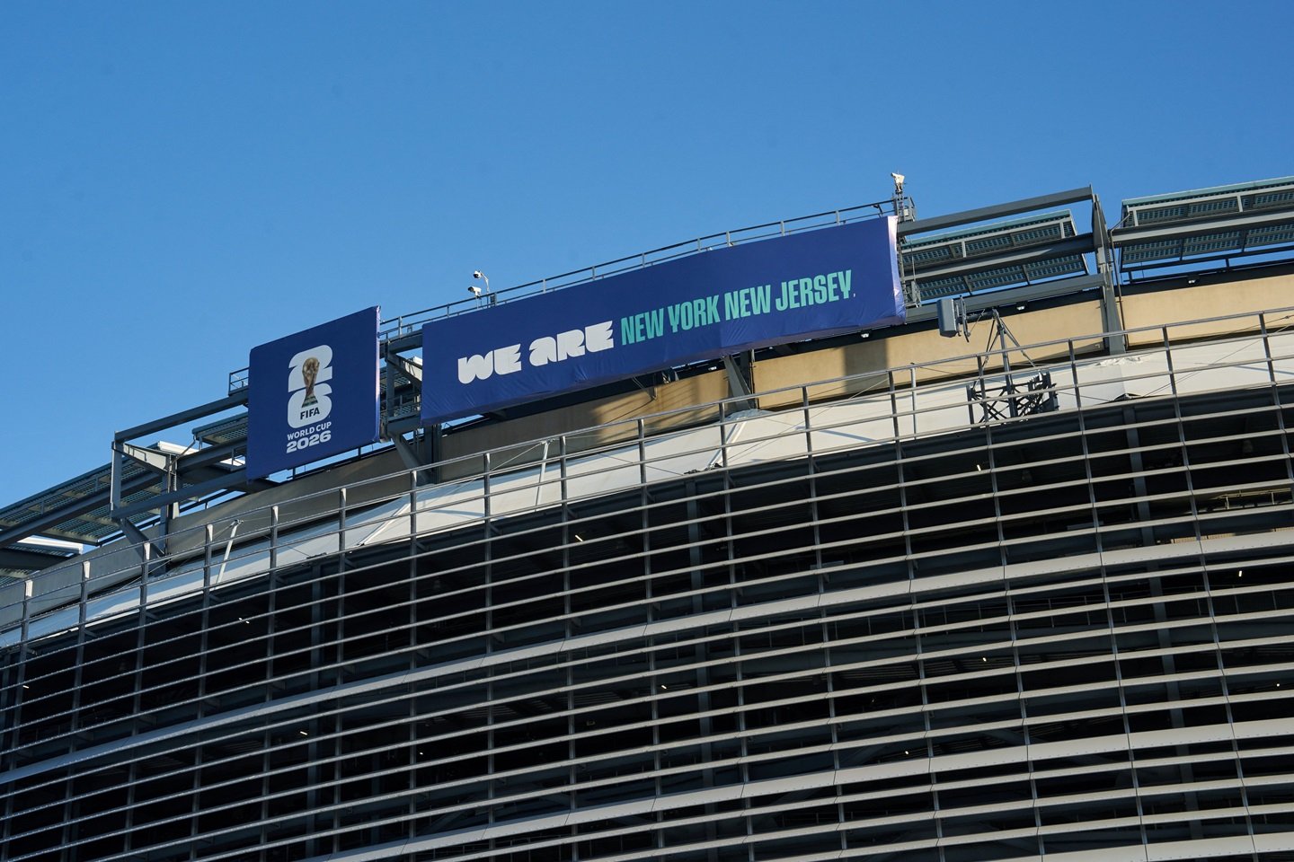 tarifa de R$ 700 para ônibus da Copa vira guerra política nos EUA
